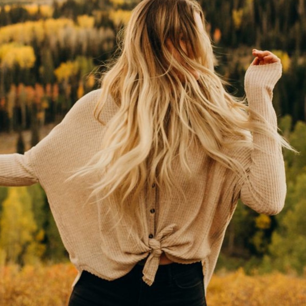 urban outfitters beige sweater